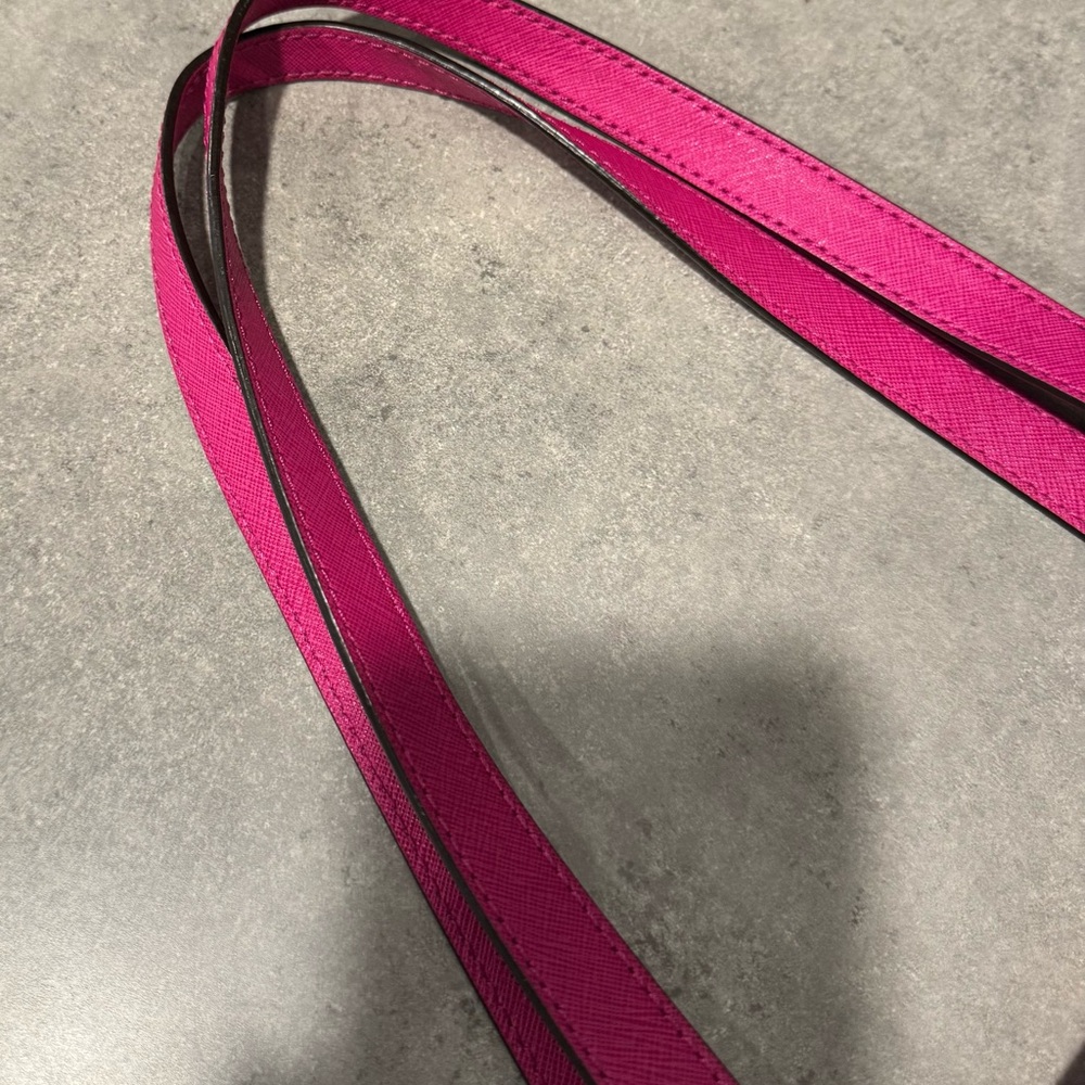 Michael Michael Kors Pink Tote! Preowned!! - Picture 11 of 12